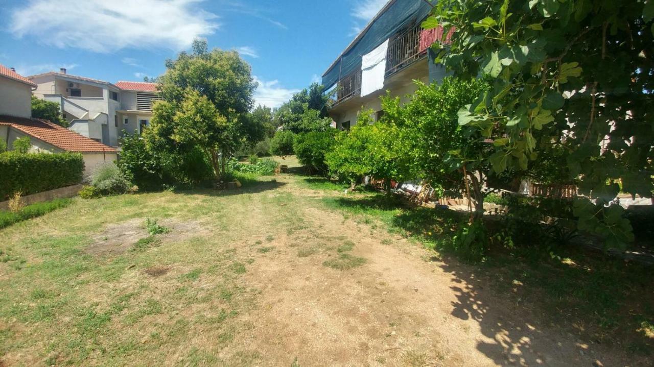 ביוגראד נה מורו Family Apartment Near Beach מראה חיצוני תמונה